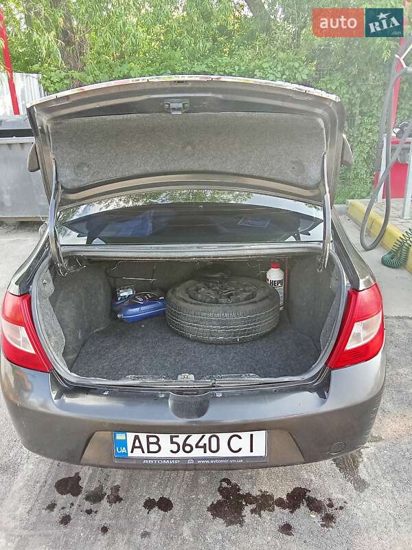 Седан Renault Symbol 2009 в Вінниці