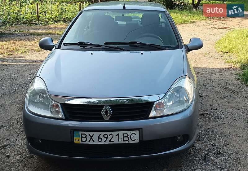 Седан Renault Symbol 2010 в 