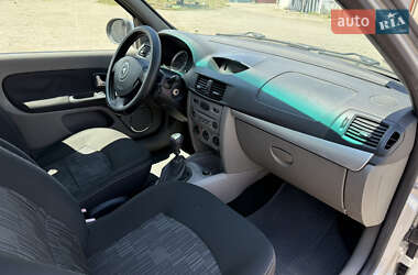 Седан Renault Symbol 2010 в 