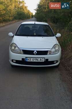 Седан Renault Symbol 2010 в 