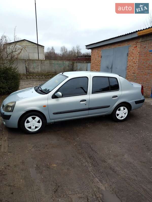 Седан Renault Symbol 2004 в Конотопе