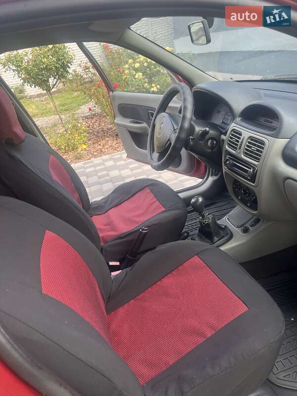 Седан Renault Symbol 2005 в Запорожье