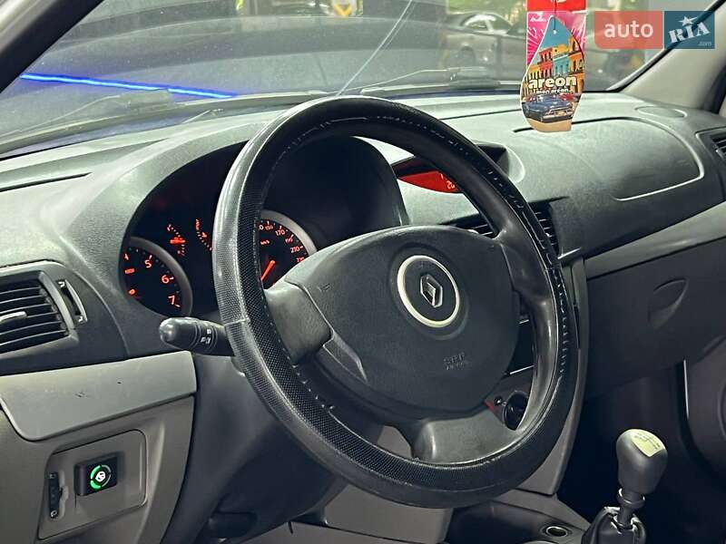 Седан Renault Symbol 2012 в Одессе