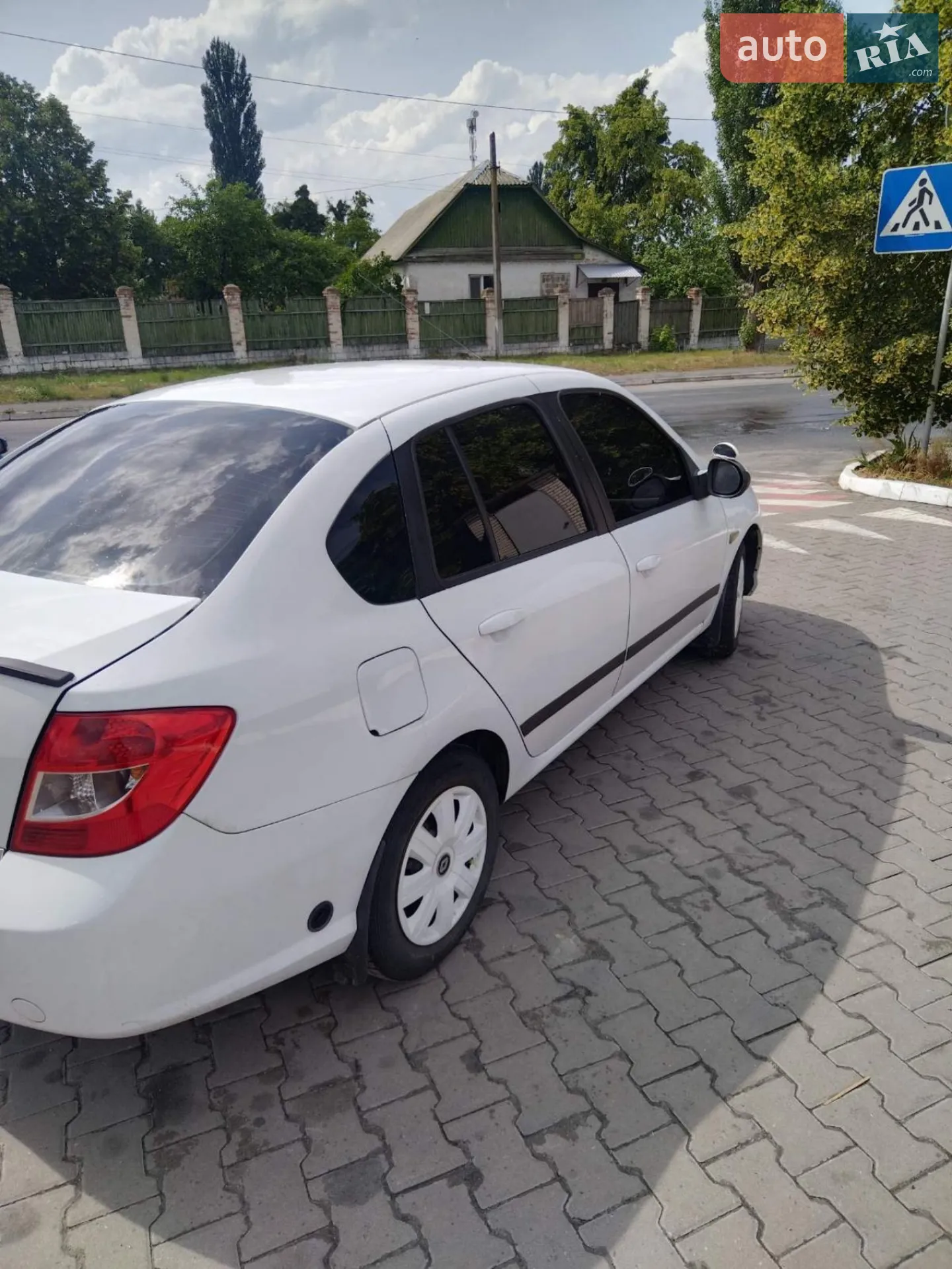 2010 Renault Symbol - мініатюра 5
