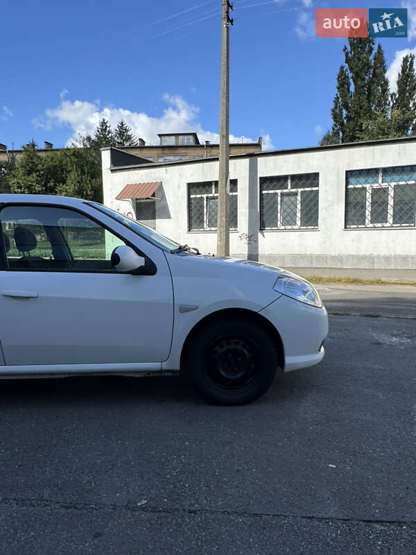 Седан Renault Symbol 2010 в Києві