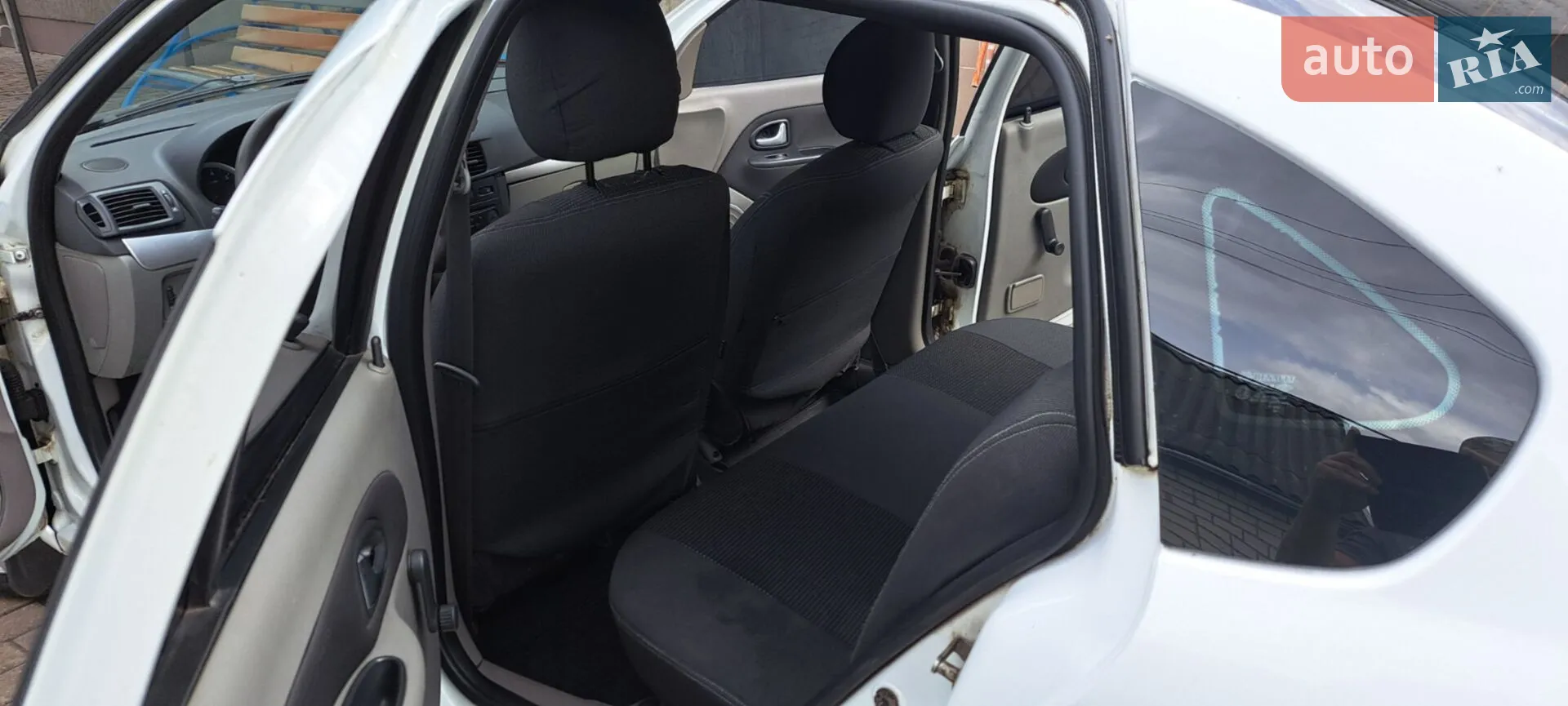 Renault Symbol 2012 VIN VF1LBNP0548248249 фото оголошення 3 з 14