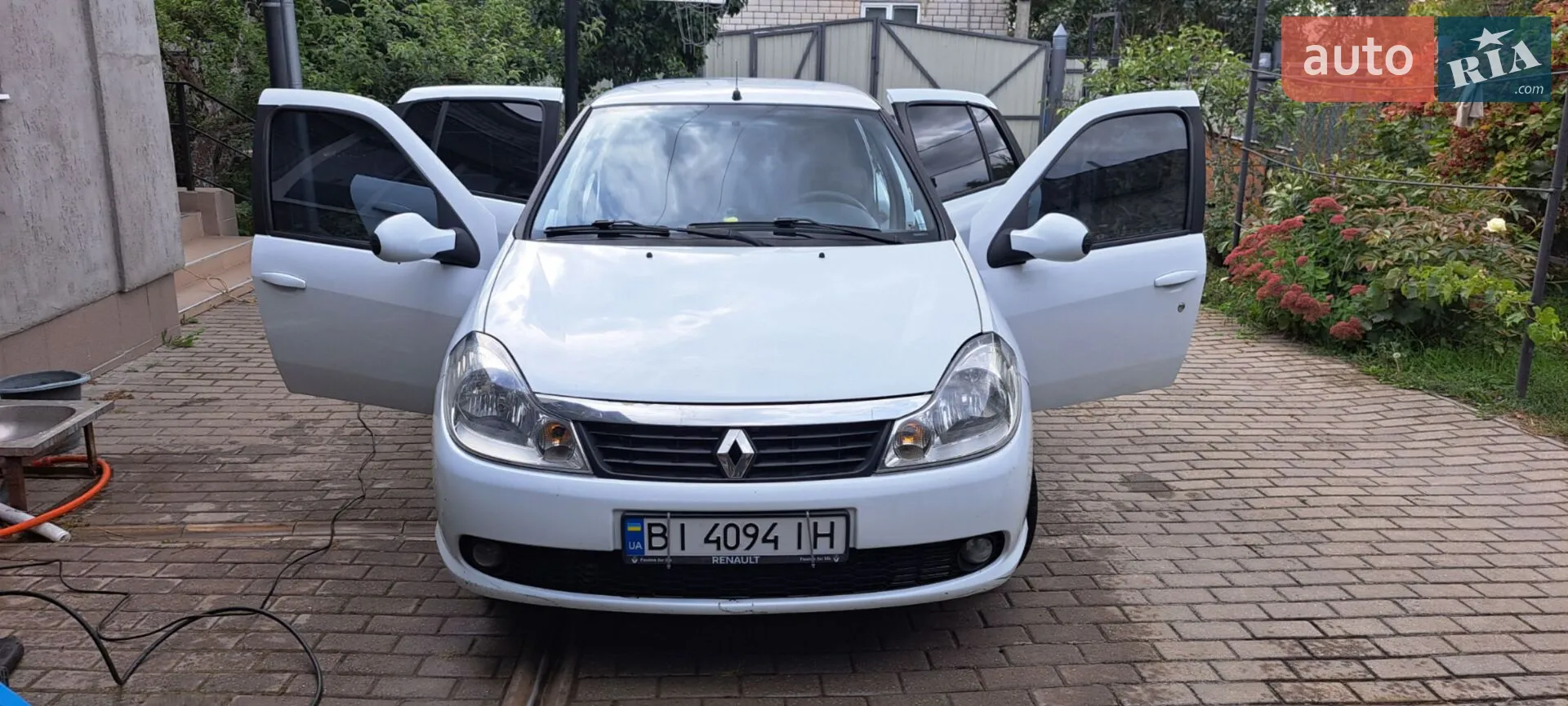 Renault Symbol 2012 VIN VF1LBNP0548248249 фото оголошення 12 з 14