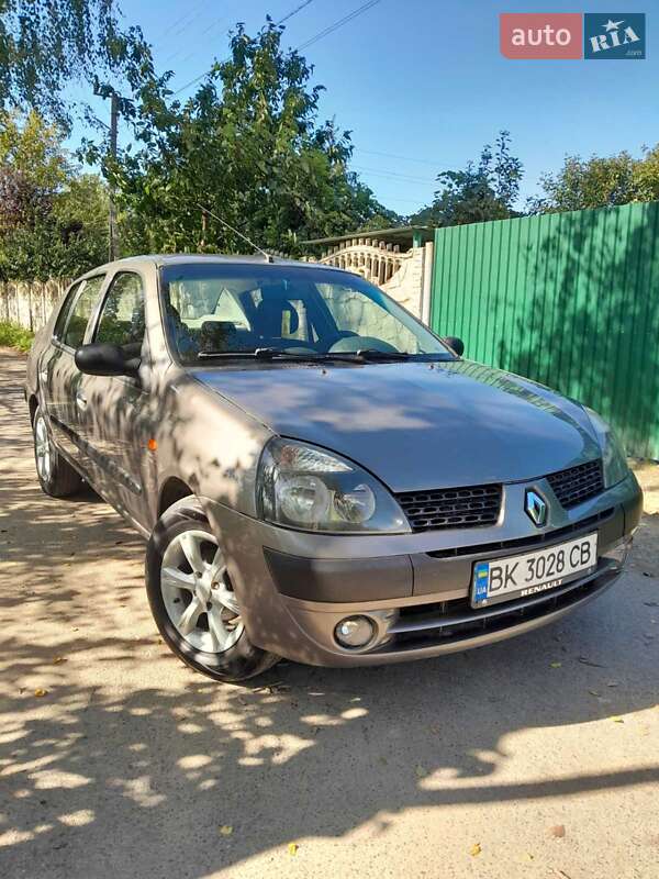 Седан Renault Symbol 2004 в Луцке