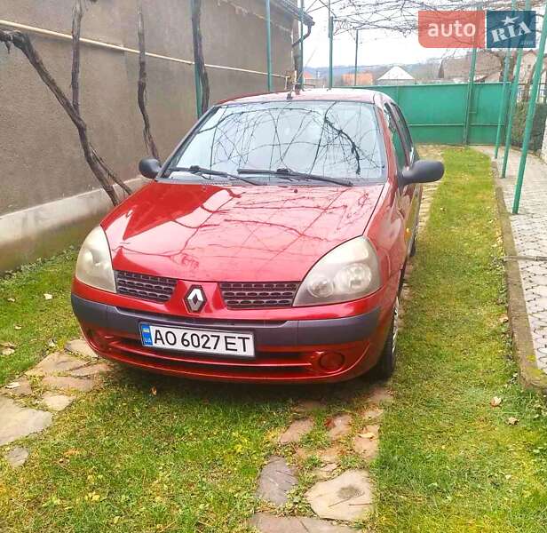 Седан Renault Symbol 2003 в Хусте фото 2 Седан Renault Symbol 2003 в Хусте
