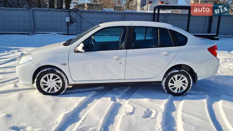 Седан Renault Symbol 2010 в Киеве