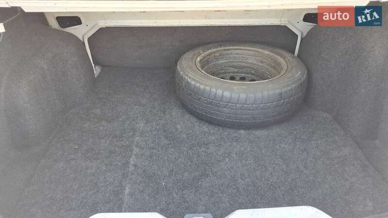 Седан Renault Symbol 2010 в Киеве