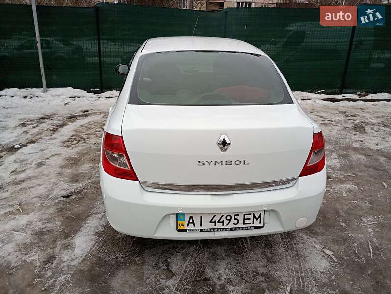 Седан Renault Symbol 2011 в Киеве фото 2 Седан Renault Symbol 2011 в Киеве