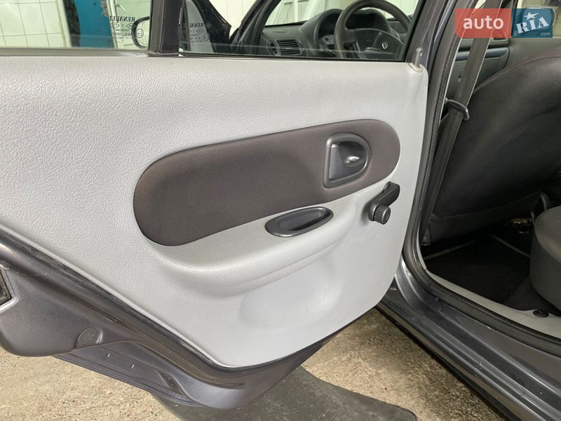 Седан Renault Symbol 2007 в Києві