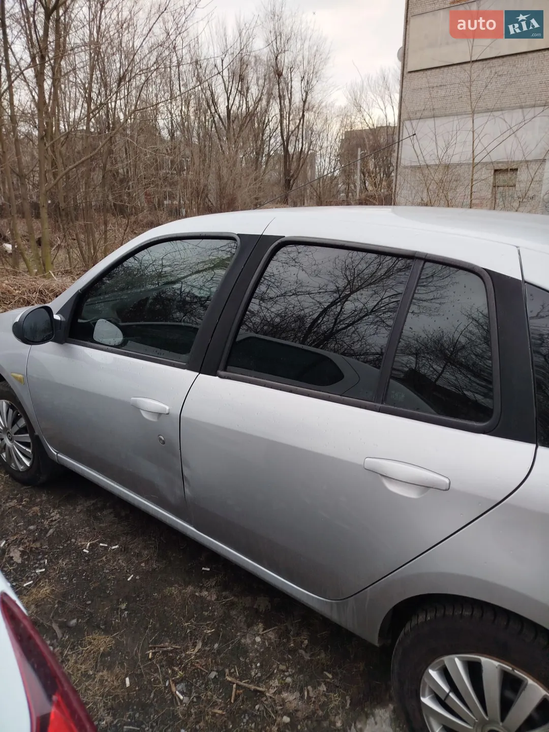 2010 Renault Symbol - мініатюра 10
