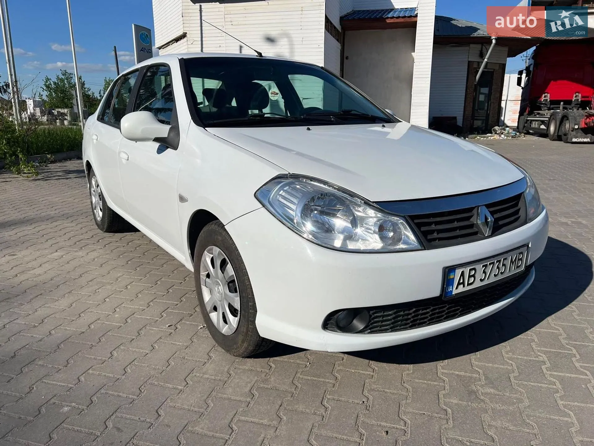 2010 Renault Symbol - мініатюра 17
