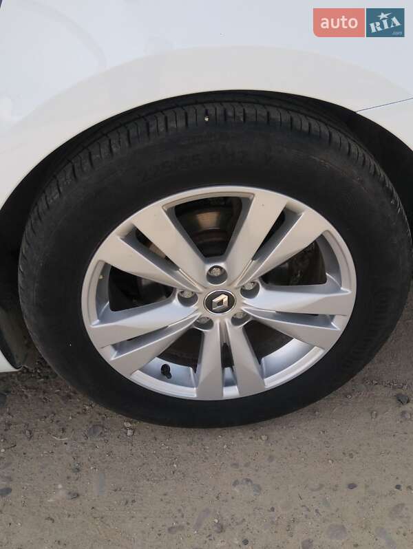 Універсал Renault Talisman 2016 в Хусті