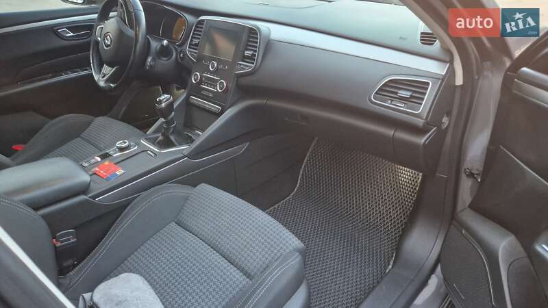 Седан Renault Talisman 2016 в Вінниці