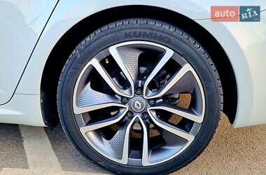 Седан Renault Talisman 2016 в 