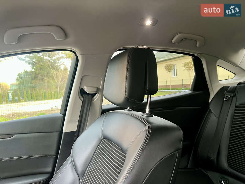 Седан Renault Talisman 2018 в Острозі