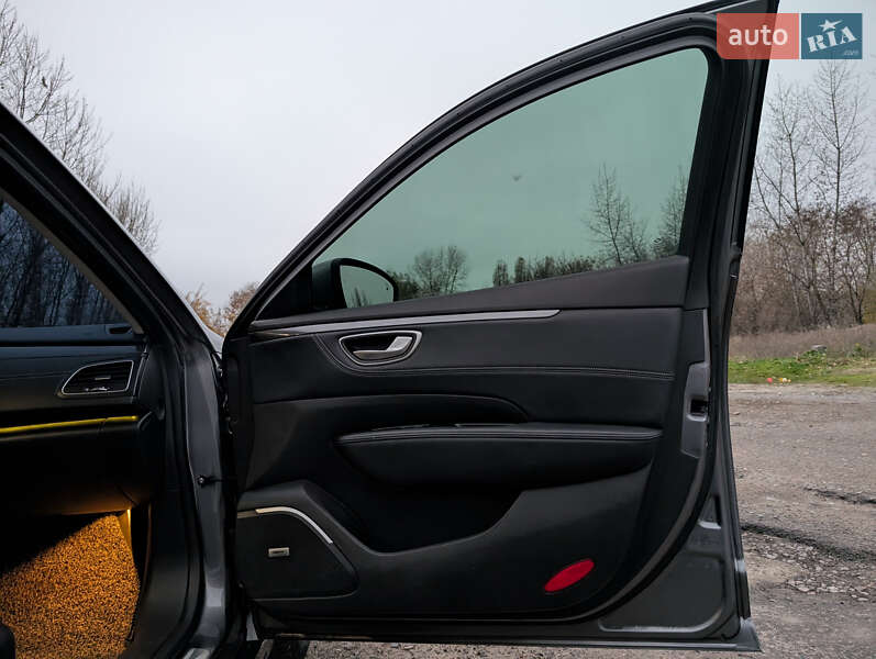 Седан Renault Talisman 2016 в Киеве