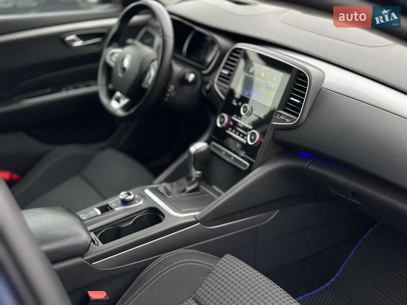 Універсал Renault Talisman 2016 в Чернівцях