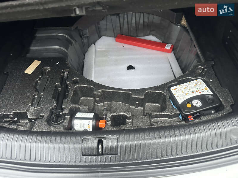 Седан Renault Talisman 2016 в Луцке