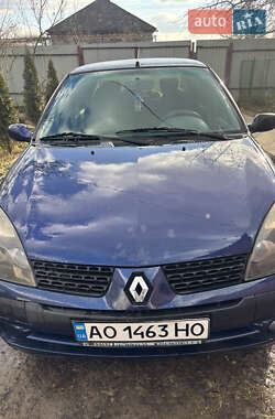 Седан Renault Thalia 2002 в Ужгороде