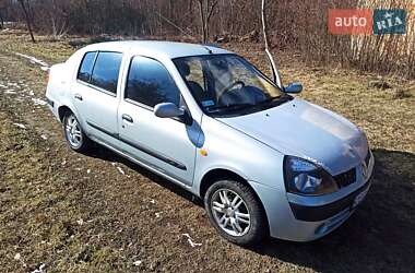 Седан Renault Thalia 2002 в Чернівцях