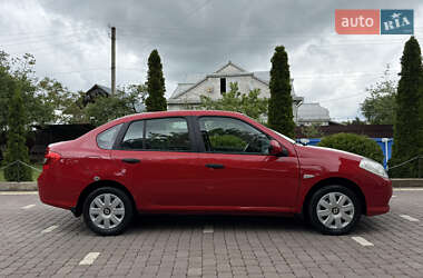 Седан Renault Thalia 2009 в 