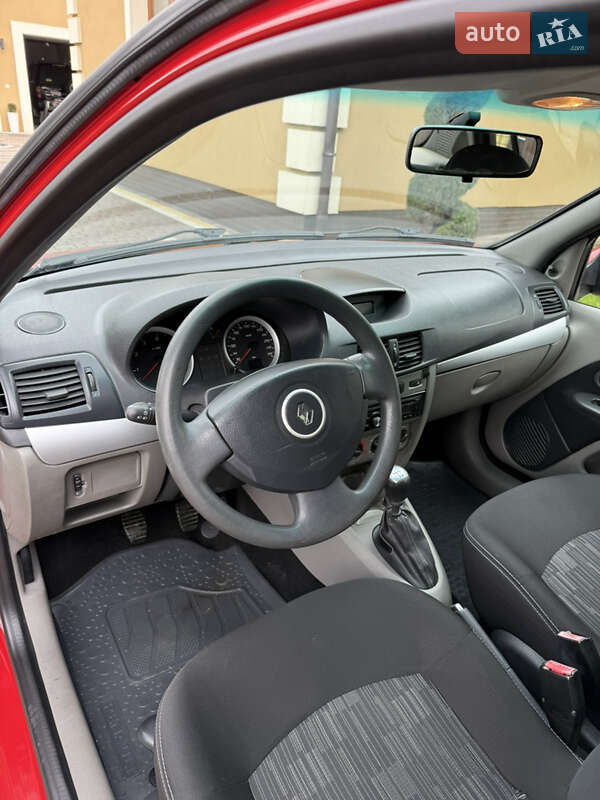 Седан Renault Thalia 2009 в Косове