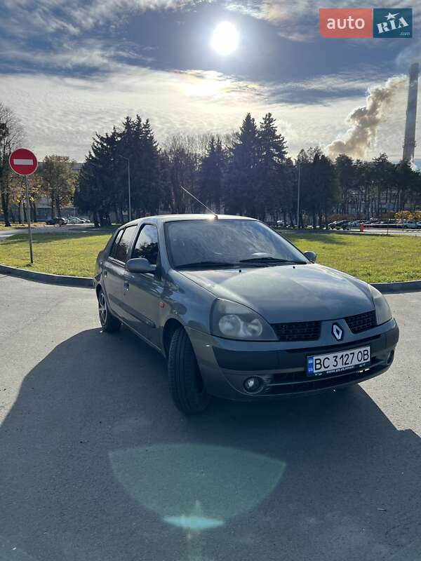 Седан Renault Thalia 2003 в Радехове