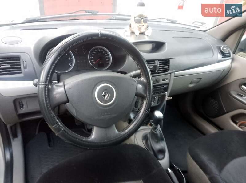 Седан Renault Thalia 2009 в Коломые