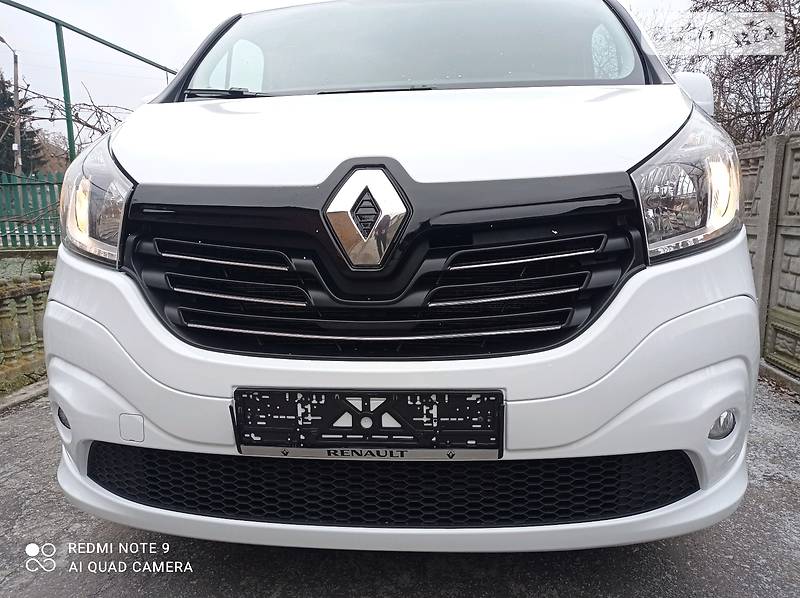 Renault Trafic пасс. 115 LS