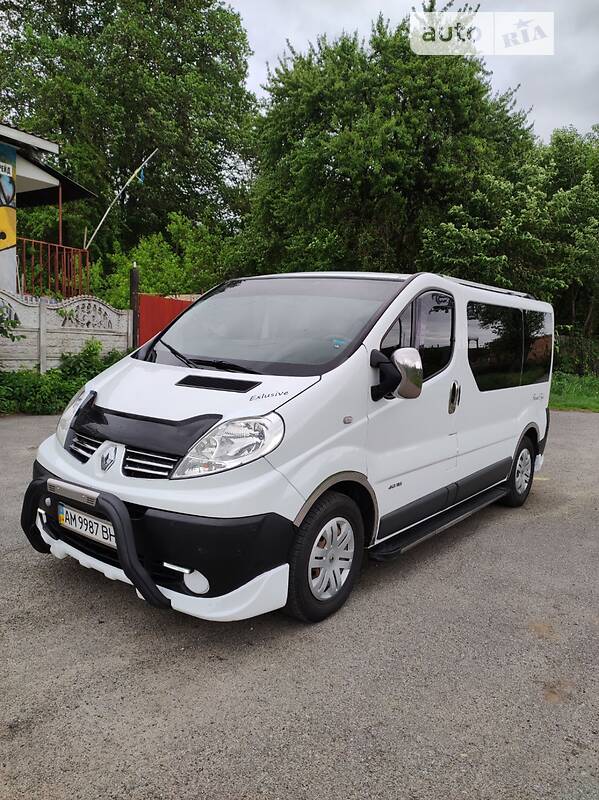 Renault Trafic пасс.