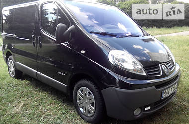 Грузопассажирский фургон Renault Trafic 2011 в Полтаве