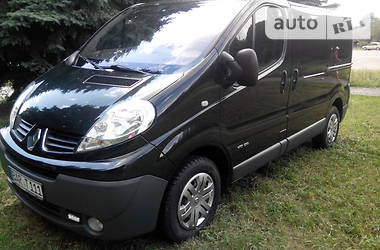 Грузопассажирский фургон Renault Trafic 2011 в Полтаве