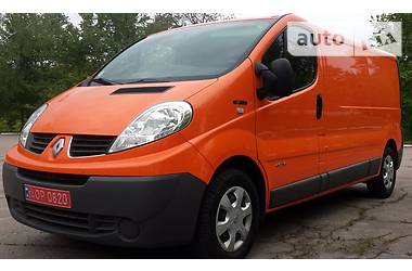 Грузопассажирский фургон Renault Trafic 2012 в Киеве