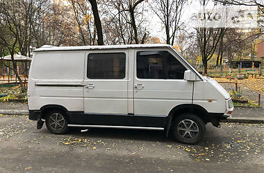 Грузопассажирский фургон Renault Trafic 1991 в Киеве