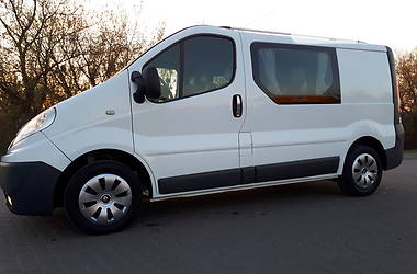 Грузопассажирский фургон Renault Trafic 2010 в Бродах