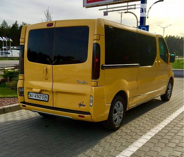 Вантажопасажирський фургон Renault Trafic 2006 в Києві