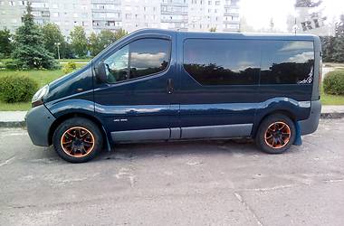 Мінівен Renault Trafic 2002 в 