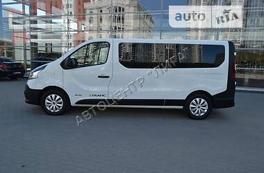 Грузопассажирский фургон Renault Trafic 2015 в Хмельницком