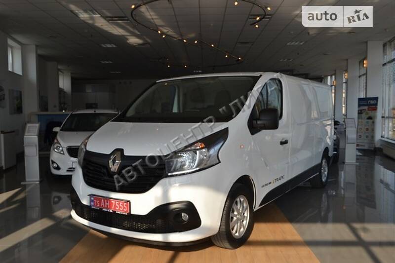 Грузопассажирский фургон Renault Trafic 2015 в Хмельницком