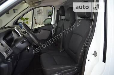 Грузопассажирский фургон Renault Trafic 2015 в Хмельницком