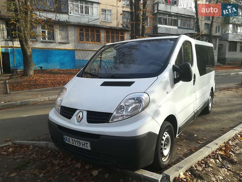 Мінівен Renault Trafic 2010 в 