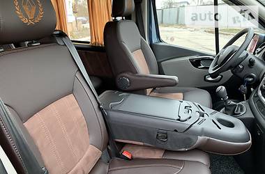 Минивэн Renault Trafic 2016 в Киеве