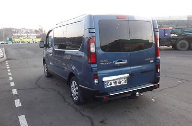 Грузопассажирский фургон Renault Trafic 2015 в Новоархангельске