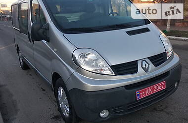 Грузопассажирский фургон Renault Trafic 2014 в Ровно