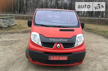Вантажопасажирський фургон Renault Trafic 2011 в 