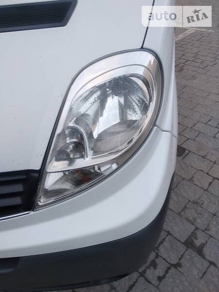 Мінівен Renault Trafic 2009 в Тернополі